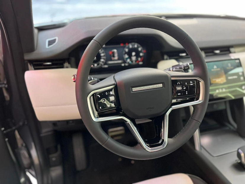 Foto do veículo LAND ROVER DISCOVERY SPORT 2.0 P250 TURBO FLEX R-DYNAMIC SE AUTOMÁTICO 2025 0 KM 419.890,00