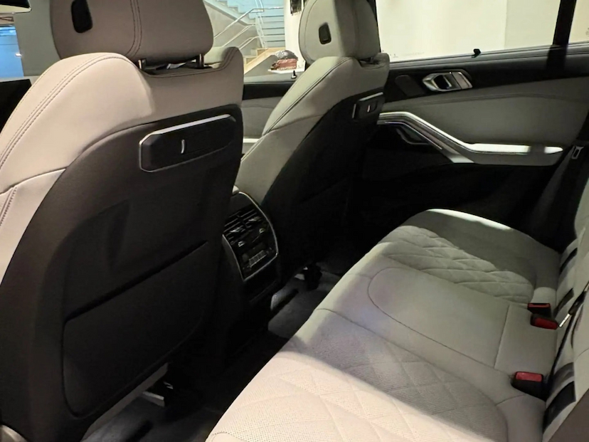 Foto do veículo BMW X6 3.0 TWINPOWER GASOLINA XDRIVE40I M SPORT AUTOMÁTICO 2027 0 KM R$ 886.900,00
