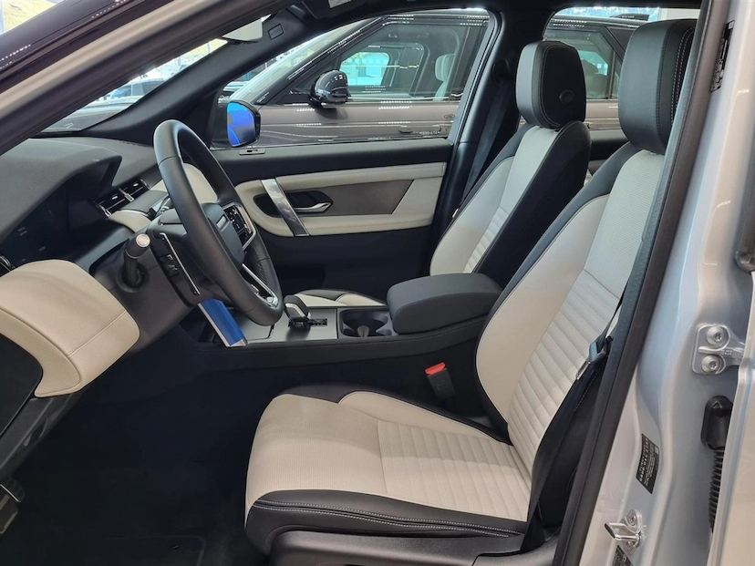Foto do veículo LAND ROVER DISCOVERY SPORT 2.0 P250 TURBO FLEX R-DYNAMIC SE AUTOMÁTICO 2025 0 KM 444.900,00
