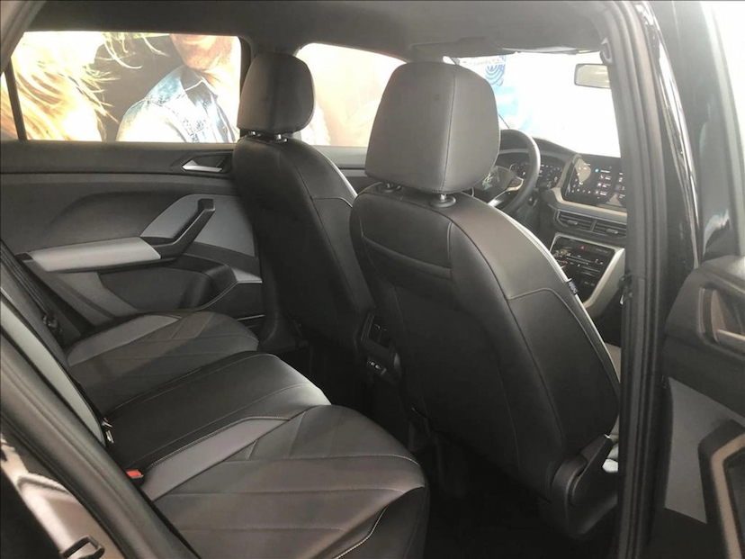 Foto do veículo VOLKSWAGEN T-CROSS 1.0 200 TSI TOTAL FLEX AUTOMÁTICO 2026 0 KM 246.490,00