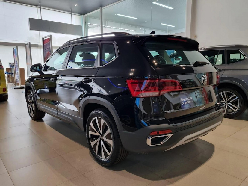 Foto do veículo VOLKSWAGEN TAOS 1.4 250 TSI TOTAL FLEX COMFORTLINE AUTOMÁTICO 2025 0 KM 274.600,00
