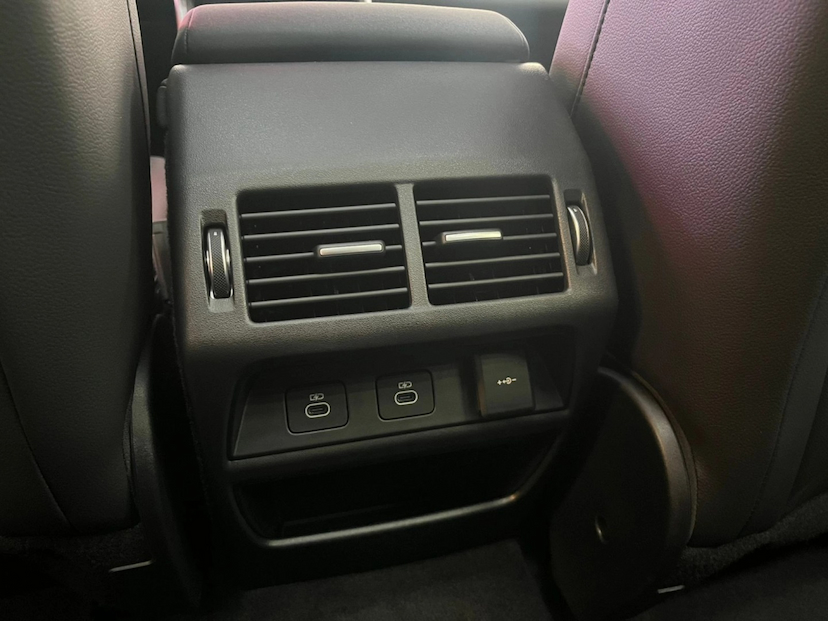 Foto do veículo LAND ROVER DISCOVERY SPORT 2.0 P250 TURBO FLEX R-DYNAMIC SE AUTOMÁTICO 2025 0 KM 444.900,00