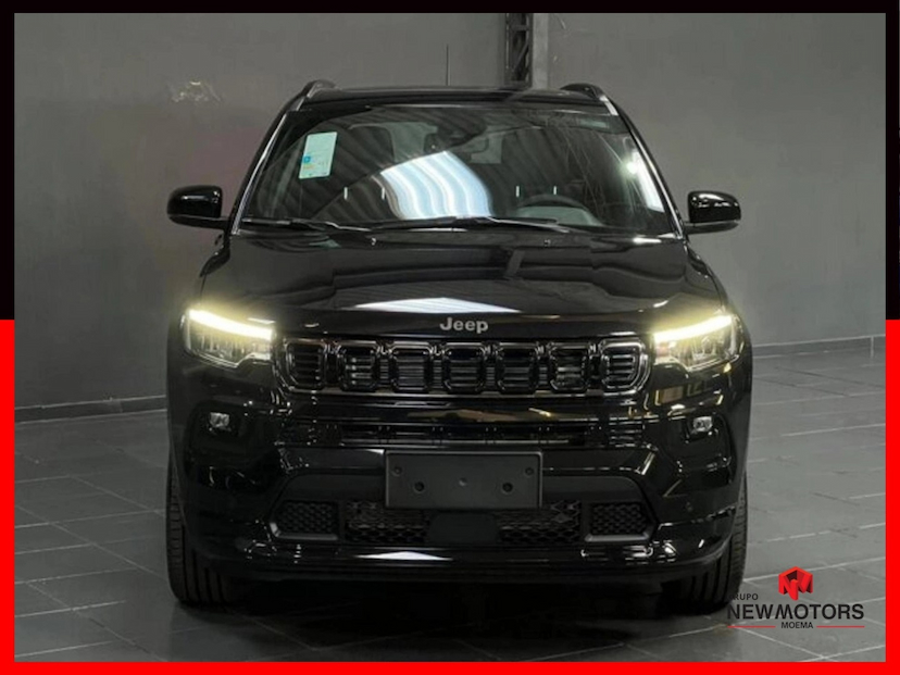 Foto do veículo JEEP COMPASS 2.0 HURRICANE 4 TURBO GASOLINA BLACKHAWK AT9 2026 0 KM 237.777,00