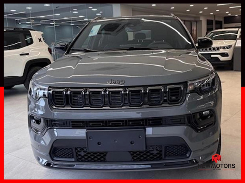 Foto do veículo JEEP COMPASS 2.0 HURRICANE 4 TURBO GASOLINA BLACKHAWK AT9 2026 0 KM 237.777,00