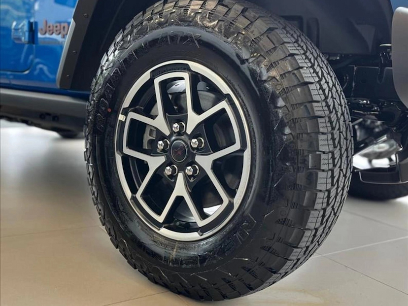 Foto do veículo JEEP WRANGLER 2.0 TURBO GASOLINA RUBICON 4P 4X4 AT8 2025 0 KM 488.777,00