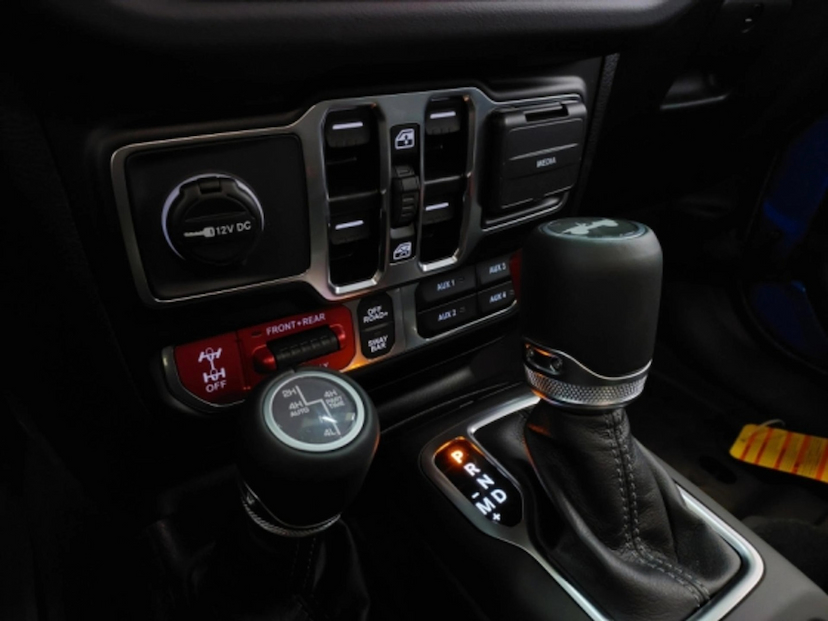 Foto do veículo JEEP WRANGLER 2.0 TURBO GASOLINA RUBICON 4P 4X4 AT8 2025 0 KM 488.777,00