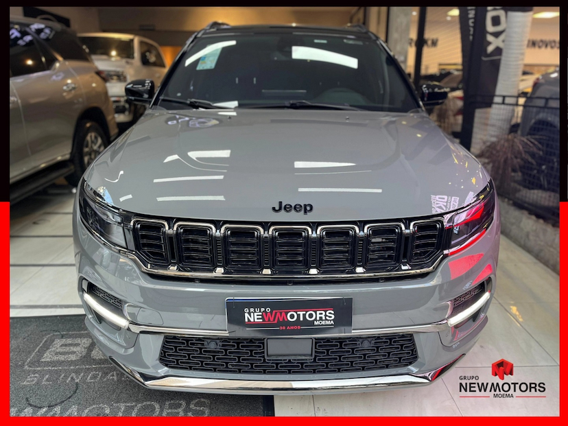 Foto do veículo JEEP COMMANDER 2.0 HURRICANE 4 TURBO GASOLINA BLACKHAWK AT9 2026 0 KM 290.777,00