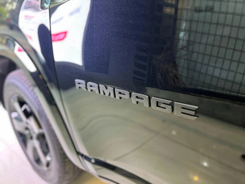 Foto do veículo RAM RAMPAGE 2.2 TURBO DIESEL LARAMIE 4X4 AUTOMÁTICO 2027 0 KM 223.800,00
