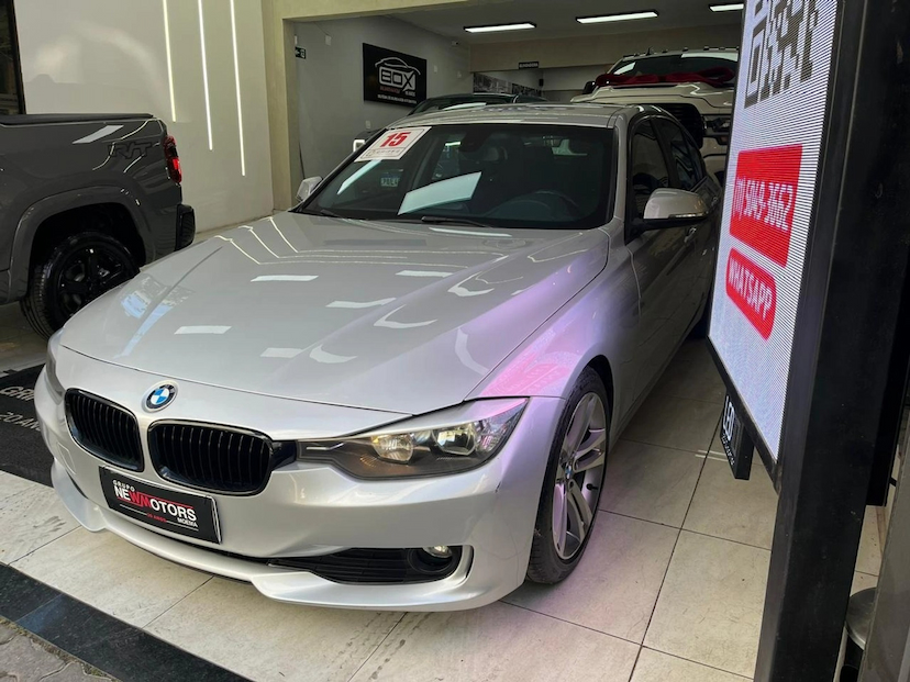 Foto do veículo BMW 316I 1.6 SEDAN 8V TURBO GASOLINA 4P AUTOMATICO 2015 83.000 KM 95.777,00