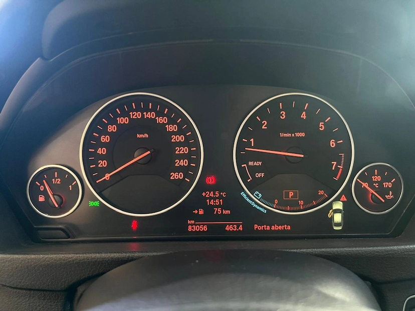 Foto do veículo BMW 316I 1.6 SEDAN 8V TURBO GASOLINA 4P AUTOMATICO 2015 83.000 KM 95.777,00