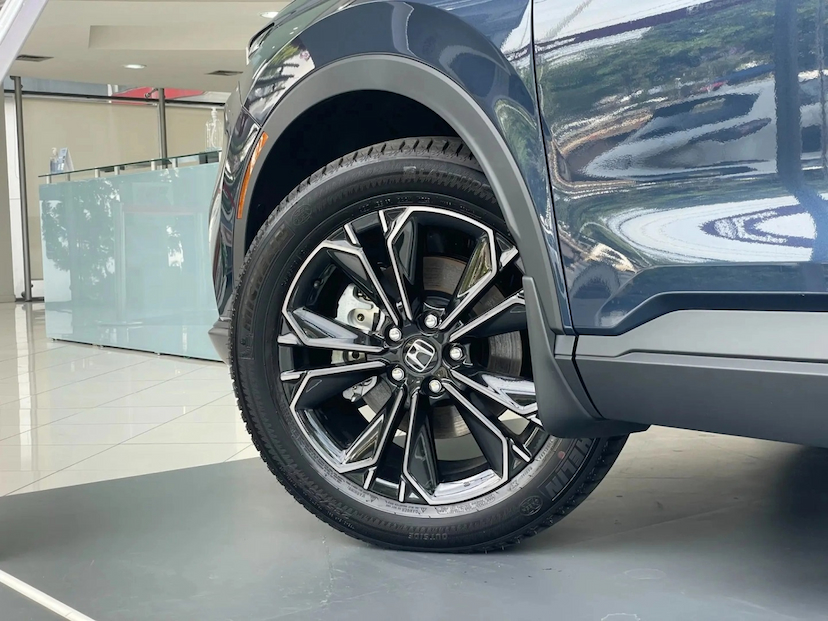 Foto do veículo HONDA CRV 2.0 E:HEV ADVANCED E-CVT 2025 0 KM 339.990,00