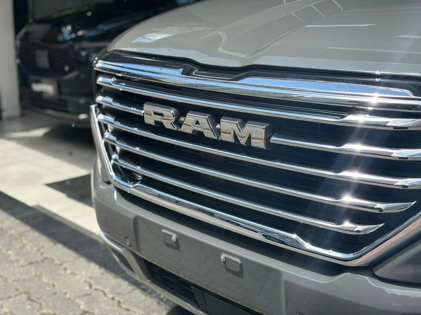 Foto do veículo RAM RAMPAGE 2.2 TURBO DIESEL LARAMIE 4X4 AUTOMÁTICO 2027 0 KM 223.800,00