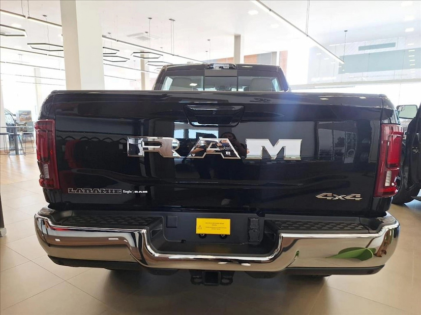 Foto do veículo RAM 2500 6.7 I6 TURBO DIESEL LARAMIE CD 4X4 AUTOMÁTICO 2026 0 KM 479.900,00
