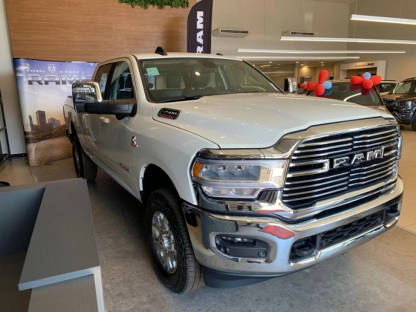 Foto do veículo RAM 2500 6.7 I6 TURBO DIESEL LARAMIE CD 4X4 AUTOMÁTICO 2026 0 KM 479.900,00