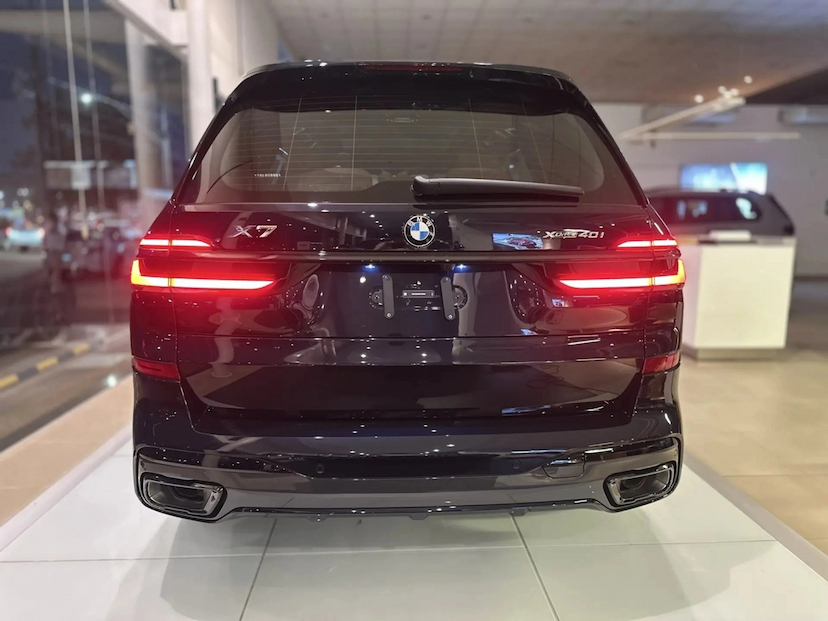 Foto do veículo BMW X7 3.0 TWINPOWER GASOLINA XDRIVE40I M SPORT STEPTRONIC 2026 0 KM 968.690,00