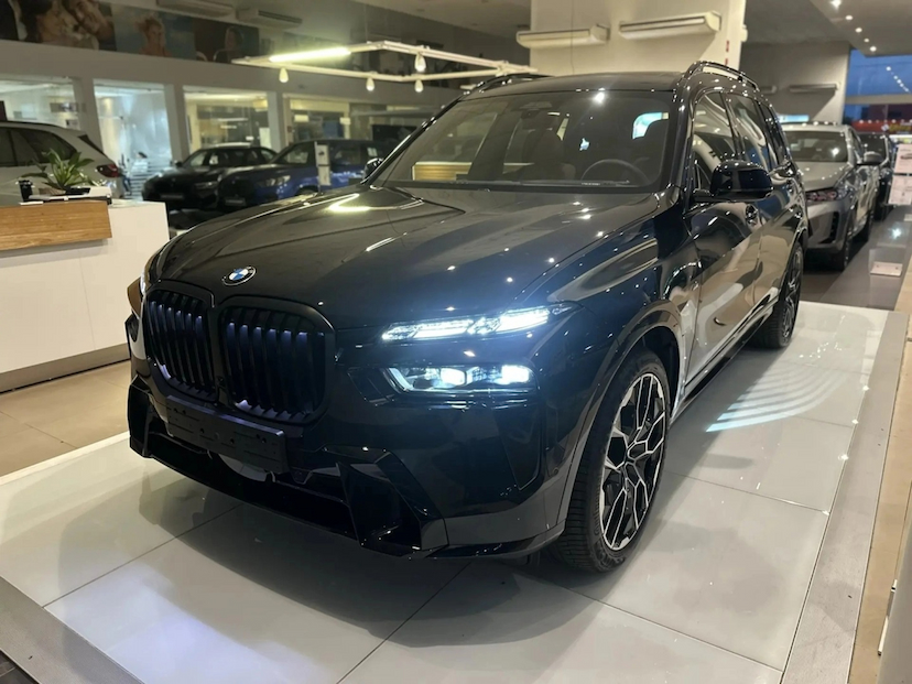 Foto do veículo BMW X7 3.0 TWINPOWER GASOLINA XDRIVE40I M SPORT STEPTRONIC 2026 0 KM 968.690,00
