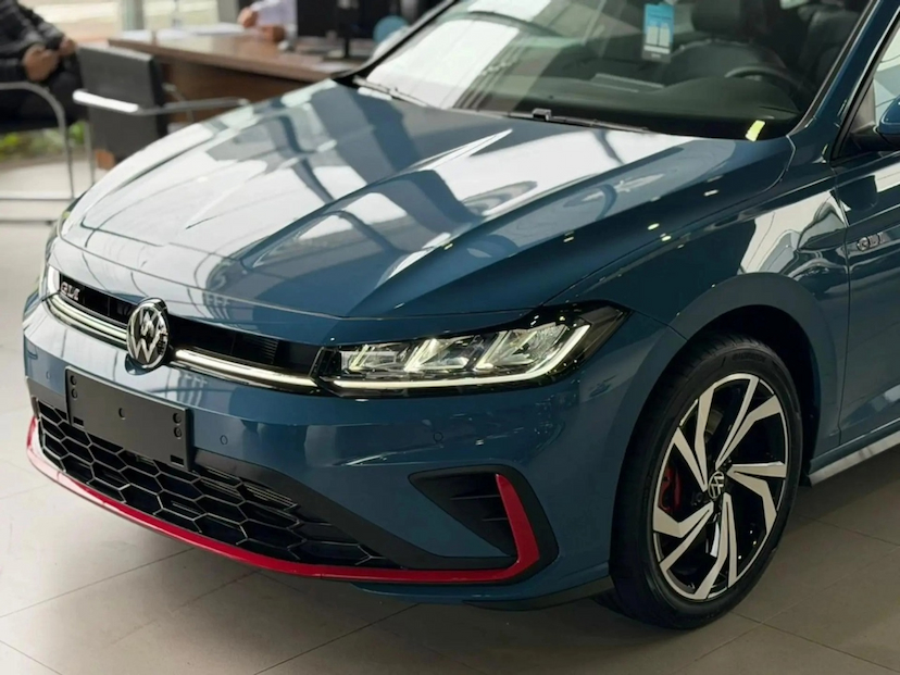 Foto do veículo VOLKSWAGEN JETTA 2.0 350 TSI GASOLINA GLI DSG 2026 0 KM 238.600,00