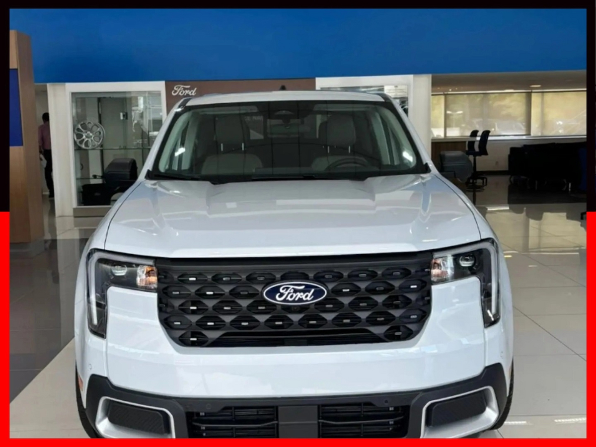 Foto do veículo FORD MAVERICK 2.5 HYBRID LARIAT e-CVT 2026/2026 0 KM R$ 231.800,00