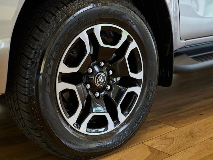 Foto do veículo TOYOTA HILUX 2.8 D-4D TURBO DIESEL CD SRV 4X4 AUTOMÁTICO 2026 0 KM 284.800,00