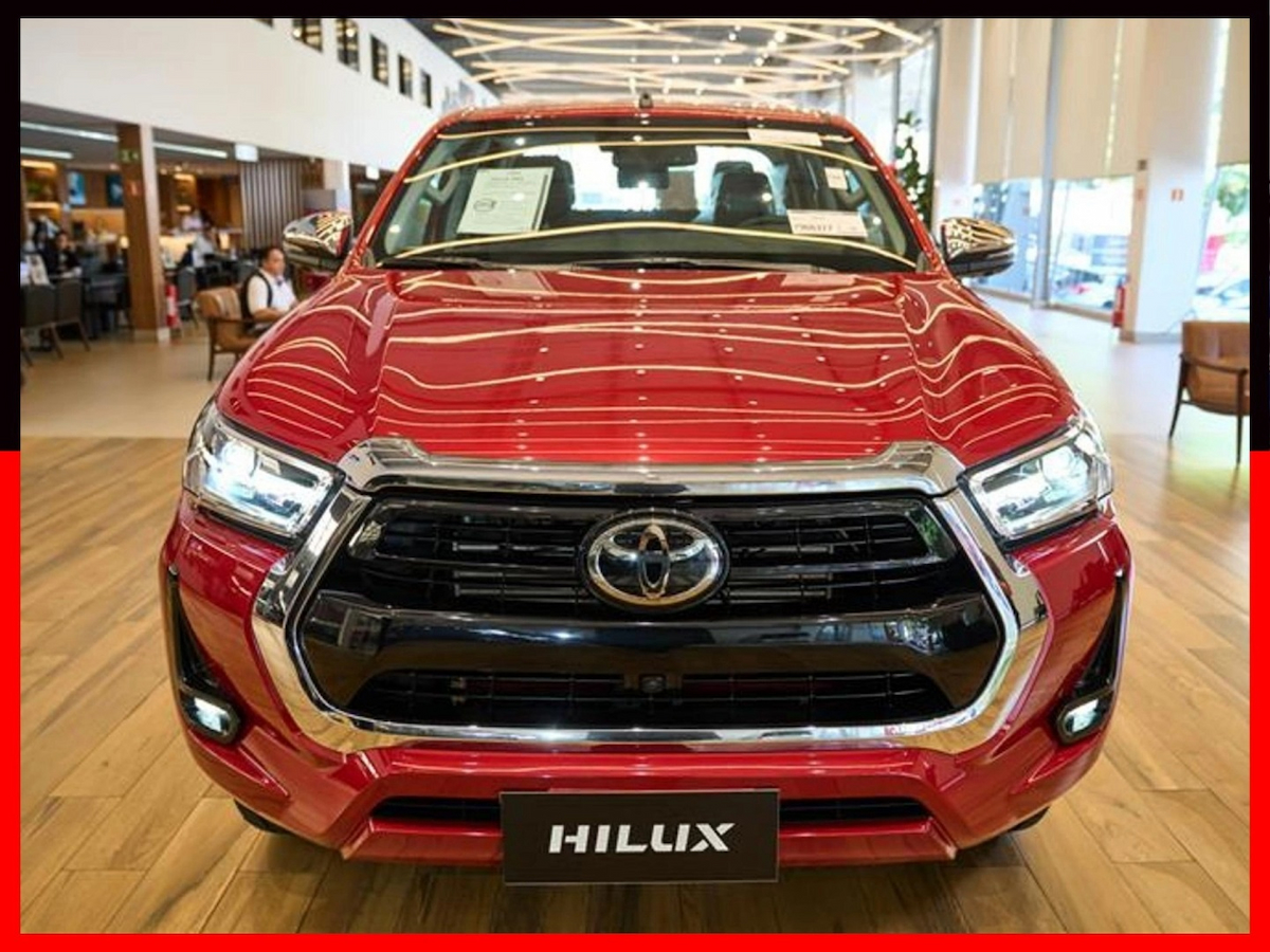 Foto do veículo TOYOTA HILUX 2.8 D-4D TURBO DIESEL CD SRX 4X4 AUTOMÁTICO 2026/2026 0 KM R$ 314.800,00
