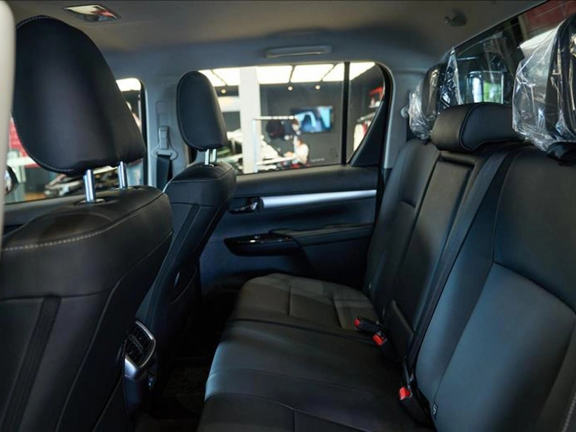 Foto do veículo TOYOTA HILUX 2.8 D-4D TURBO DIESEL CD SRX PLUS 4X4 AUTOMÁTICO 2026 0 KM 327.800,00