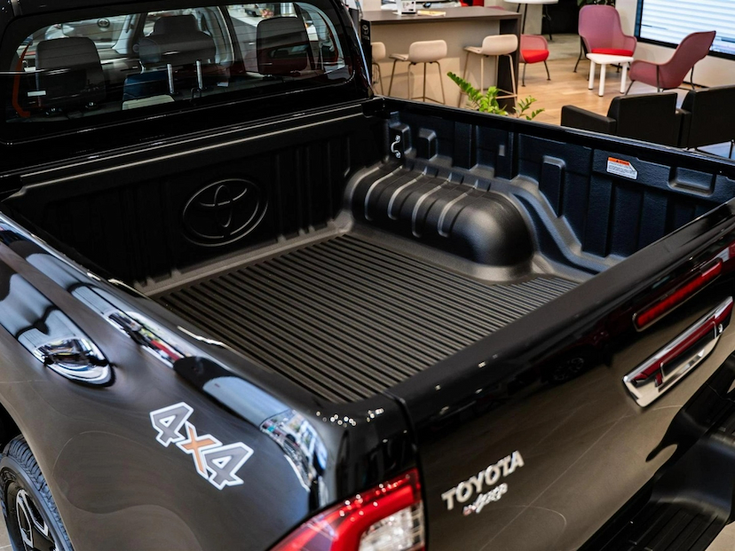 Foto do veículo TOYOTA HILUX 2.8 D-4D TURBO DIESEL CD SRX 4X4 AUTOMÁTICO 2026 0 KM 314.800,00