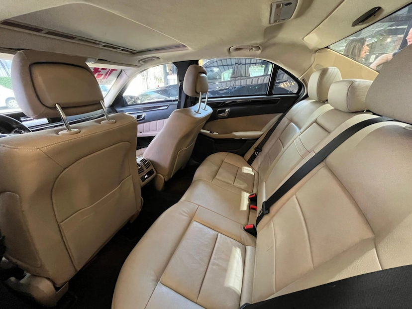 Foto do veículo MERCEDES-BENZ E 250 1.8 CGI AVANTGARDE 16V GASOLINA 4P AUTOMÁTICO 2013 56.000 KM 111.777,00
