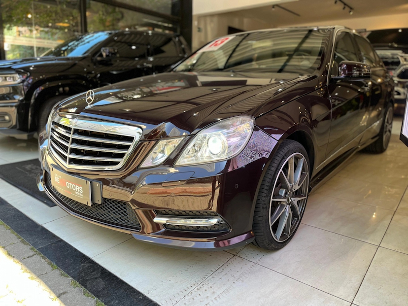 Foto do veículo MERCEDES-BENZ E 250 1.8 CGI AVANTGARDE 16V GASOLINA 4P AUTOMÁTICO 2013 56.000 KM 111.777,00