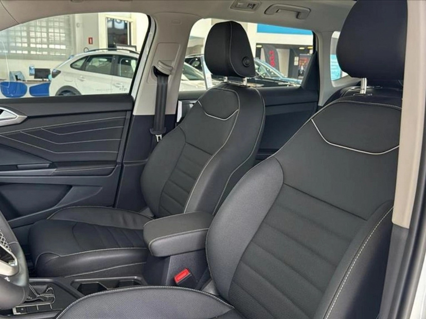 Foto do veículo VOLKSWAGEN TAOS 1.4 250 TSI TOTAL FLEX HIGHLINE AUTOMÁTICO 2026 0 KM 223.777,00