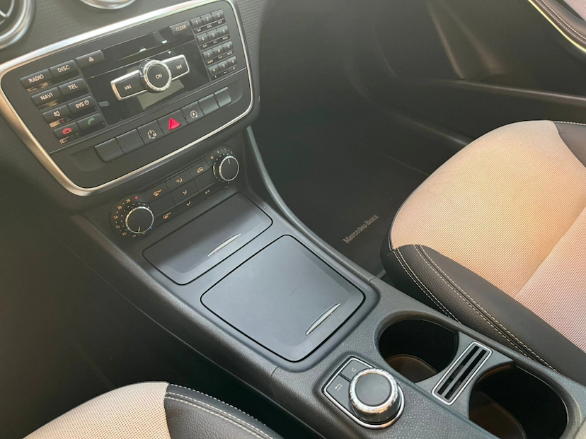 Foto do veículo MERCEDES-BENZ A 200 1.6 TURBO 16V FLEX 4P AUTOMÁTICO 2015 64.997 KM 95.777,00