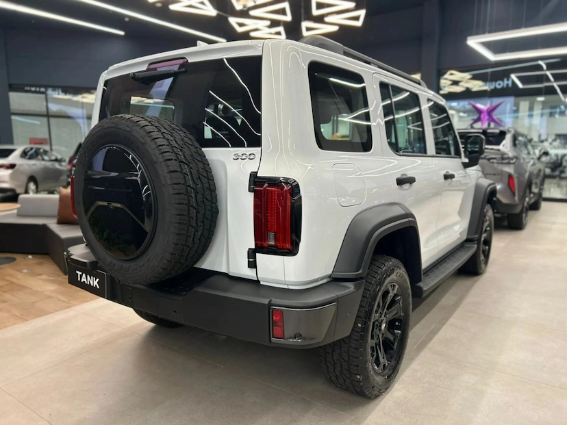 Foto do veículo GWM TANK 300 2.0 HI4-T PHEV 4X4 9HAT FLEX 2027 0 KM 328.900,00
