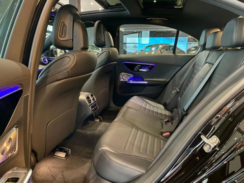 Foto do veículo MERCEDES-BENZ C 300 2.0 EQ BOOST HÍBRIDO AMG LINE 9G-TRONIC 2026 0 KM 449.800,00
