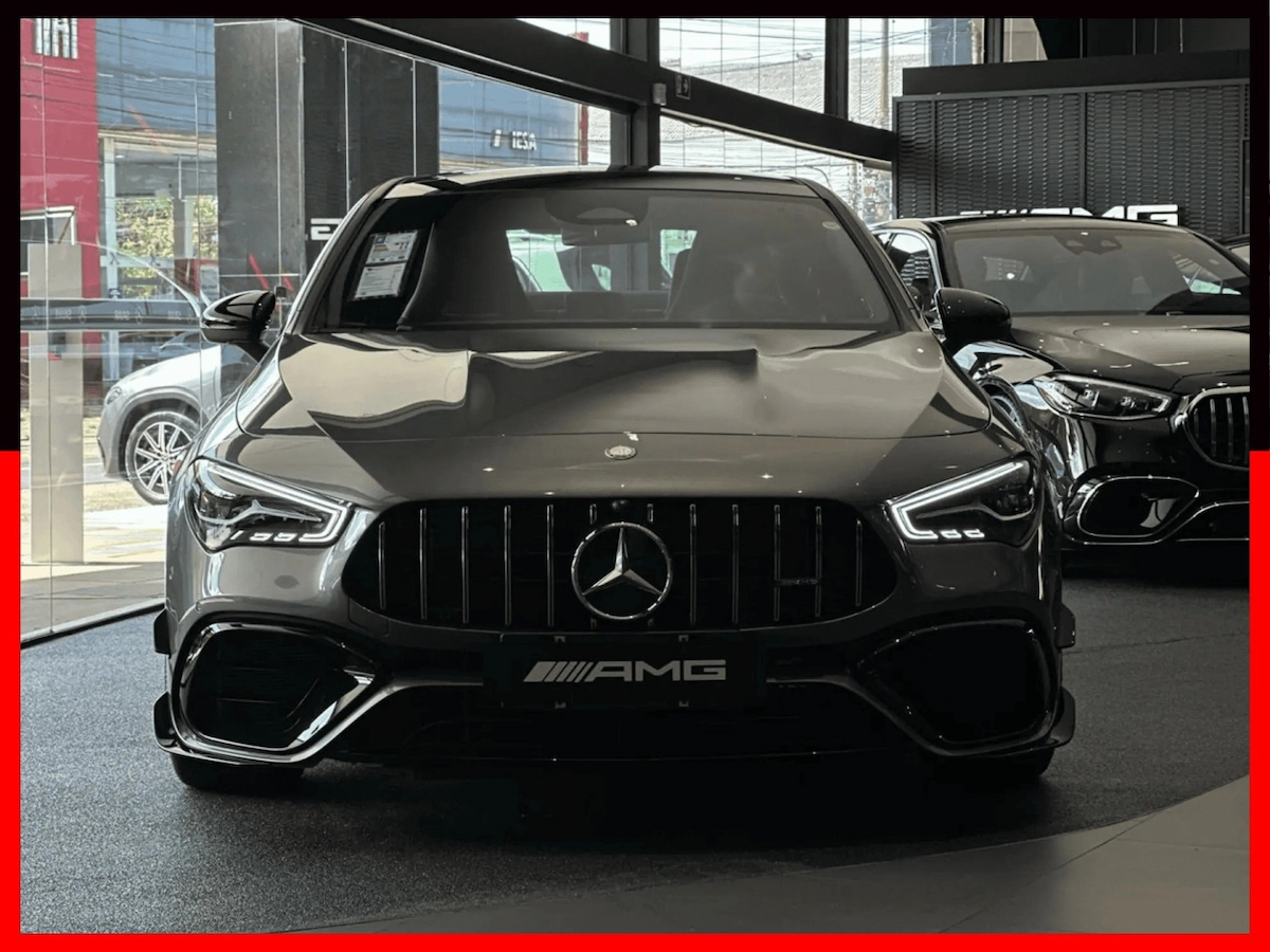 Foto do veículo MERCEDES-BENZ CLA 45 AMG 2.0 CGI GASOLINA S 4MATIC SPEEDSHIFT 2025/2026 0 KM R$ 628.900,00