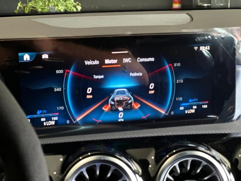 Foto do veículo MERCEDES-BENZ CLA 45 AMG 2.0 CGI GASOLINA S 4MATIC SPEEDSHIFT 2026 0 KM 628.900,00