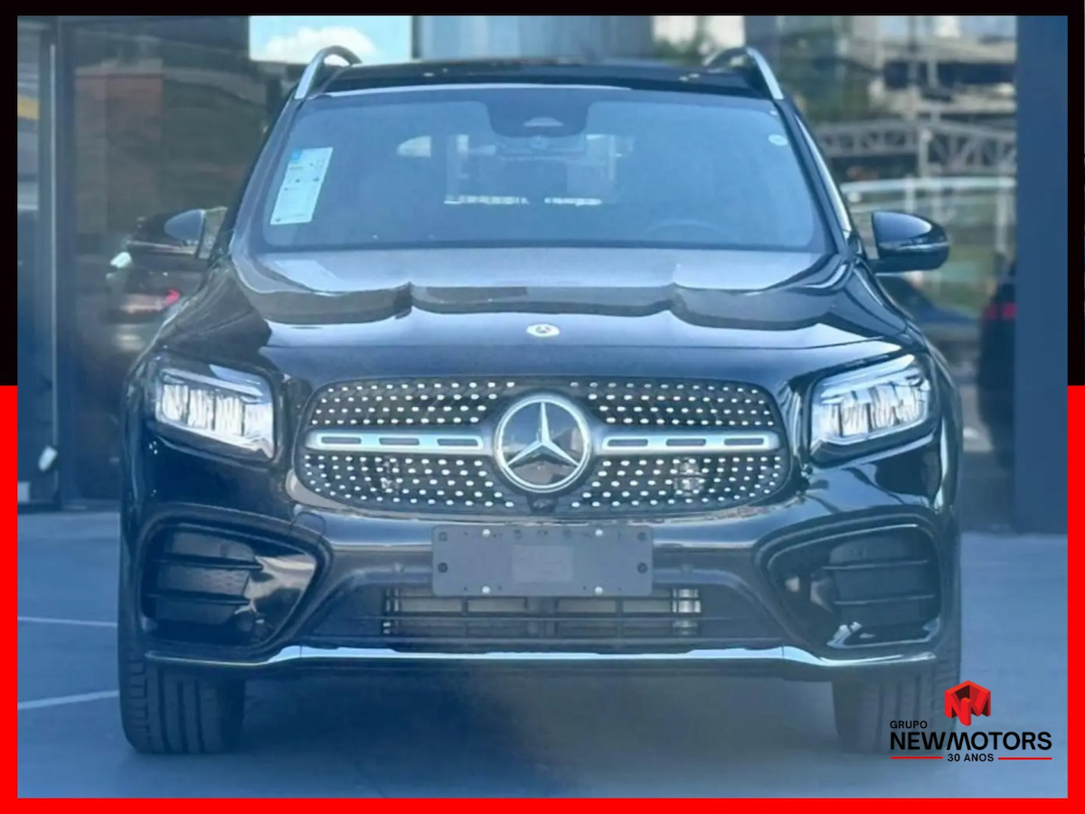 Foto do veículo MERCEDES-BENZ GLB 220 2.0 MHEV AMG LINE 4MATIC 8G-DCT 2025/2026 0 KM R$ 391.800,00