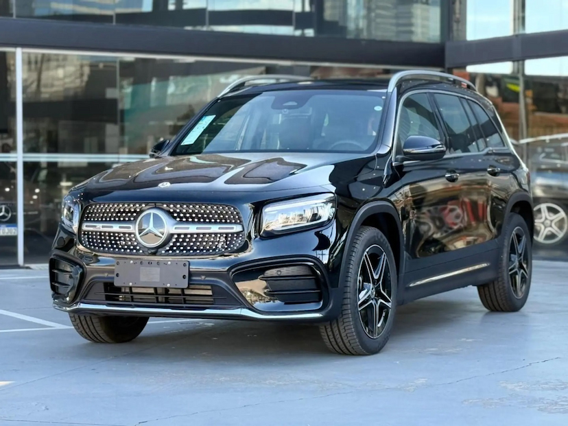 Foto do veículo MERCEDES-BENZ GLB 220 2.0 MHEV AMG LINE 4MATIC 8G-DCT 2026 0 KM 391.800,00