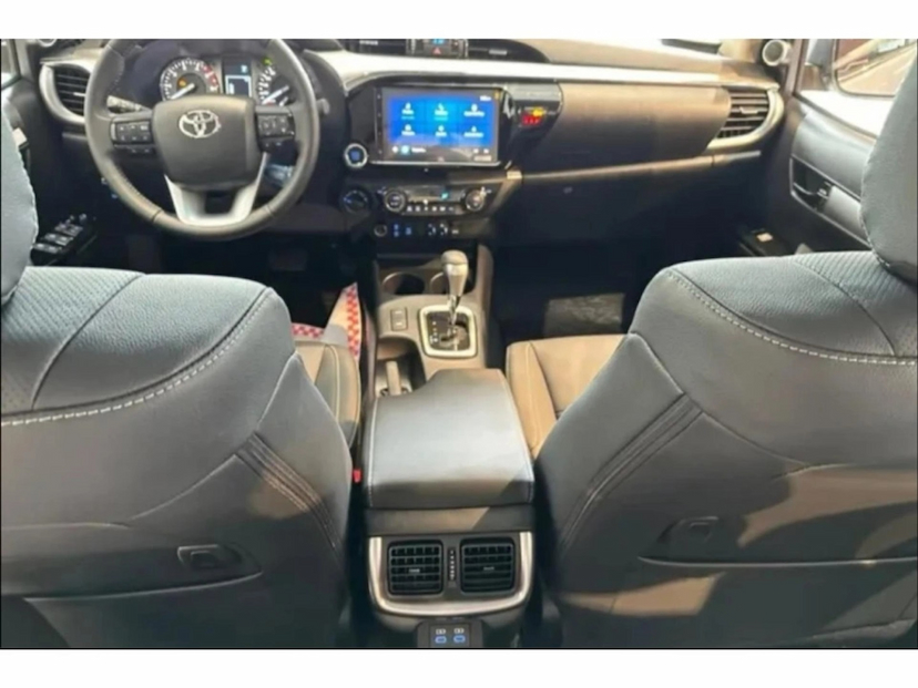 Foto do veículo TOYOTA HILUX 2.8 D-4D TURBO DIESEL CD SRX 4X4 AUTOMÁTICO 2026 0 KM 314.800,00