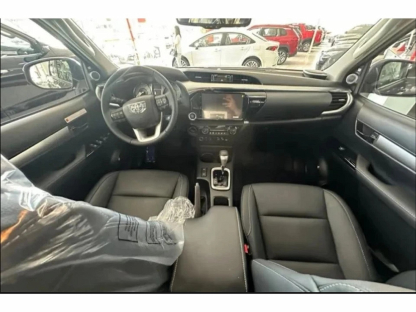 Foto do veículo TOYOTA HILUX 2.8 D-4D TURBO DIESEL CD SRX 4X4 AUTOMÁTICO 2026 0 KM 314.800,00