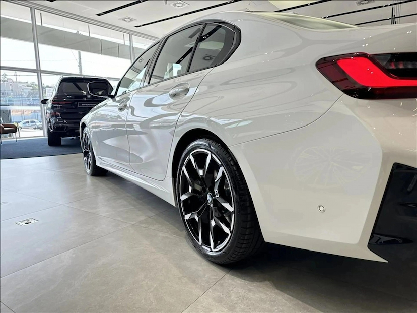 Foto do veículo BMW 320I 2.0 16V TURBO FLEX M SPORT AUTOMÁTICO 2026 0 KM 357.890,00