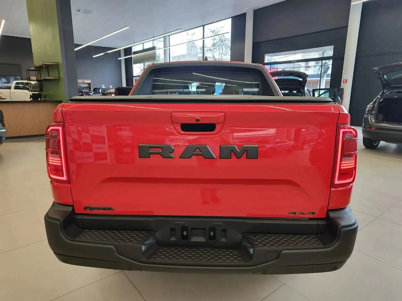 Foto do veículo RAM RAMPAGE 2.2 TURBO DIESEL REBEL 4X4 AUTOMÁTICO 2027 0 KM 334.900,00