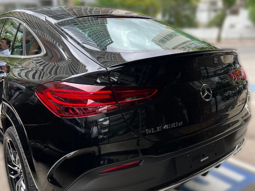 Foto do veículo MERCEDES-BENZ GLE 450D 3.0 I6 MHEV DIESEL 4MATIC 9G-TRONIC 2026 0 KM 829.900,00