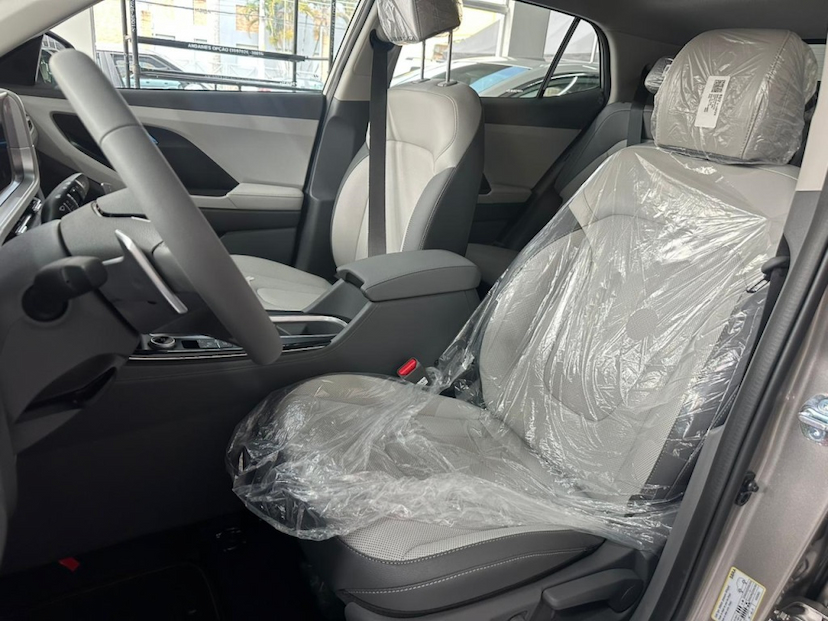 Foto do veículo HYUNDAI CRETA 1.6 TGDI FLEX ULTIMATE DCT 2027 0 KM 189.200,00