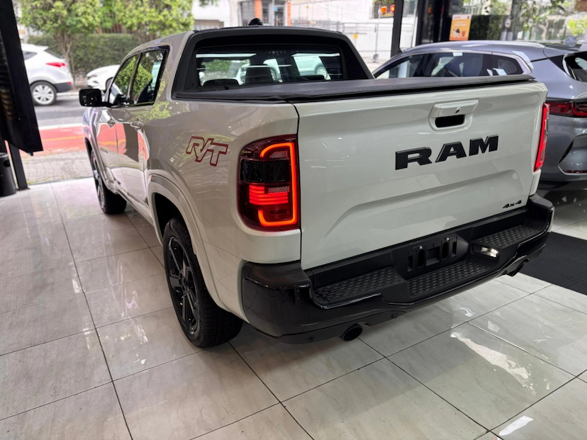 Foto do veículo RAM RAMPAGE 2.0 HURRICANE 4 TURBO FLEX R/T 4X4 AUTOMÁTICO 2027 0 KM 224.780,00