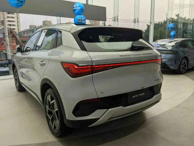 Foto do veículo BYD YUAN PLUS 60,8 KW ELÉTRICO 2026 0 KM 233.800,00