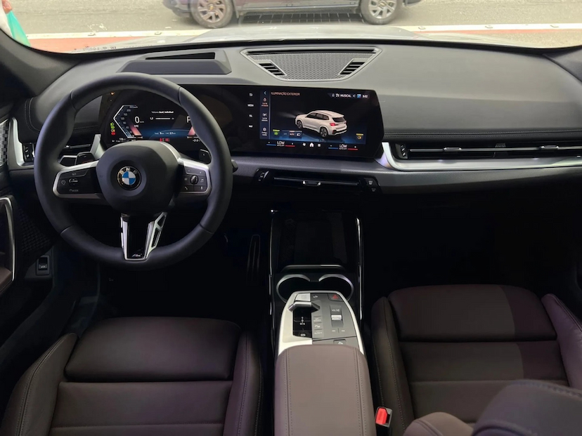Foto do veículo BMW X1 2.0 16V TURBO GASOLINA SDRIVE20I M SPORT STEPTRONIC 2027 0 KM R$ 364.900,00