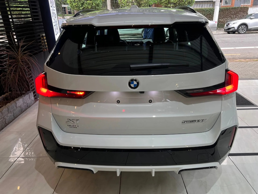 Foto do veículo BMW X1 2.0 16V TURBO GASOLINA SDRIVE20I M SPORT STEPTRONIC 2027 0 KM R$ 364.900,00