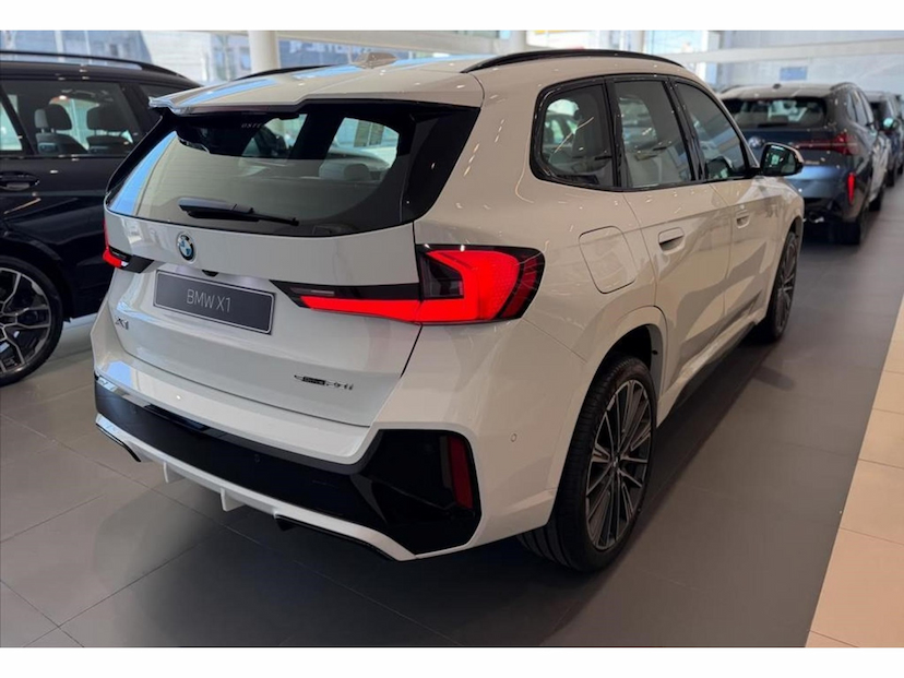 Foto do veículo BMW X1 2.0 16V TURBO GASOLINA SDRIVE20I M SPORT STEPTRONIC 2027 0 KM 369.500,00