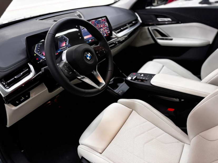 Foto do veículo BMW X1 2.0 16V TURBO GASOLINA SDRIVE20I X-LINE STEPTRONIC 2026 0 KM 349.890,00