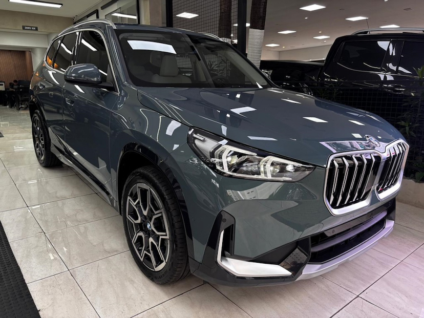 Foto do veículo BMW X1 2.0 16V TURBO GASOLINA SDRIVE20I X-LINE STEPTRONIC 2026 0 KM 349.890,00