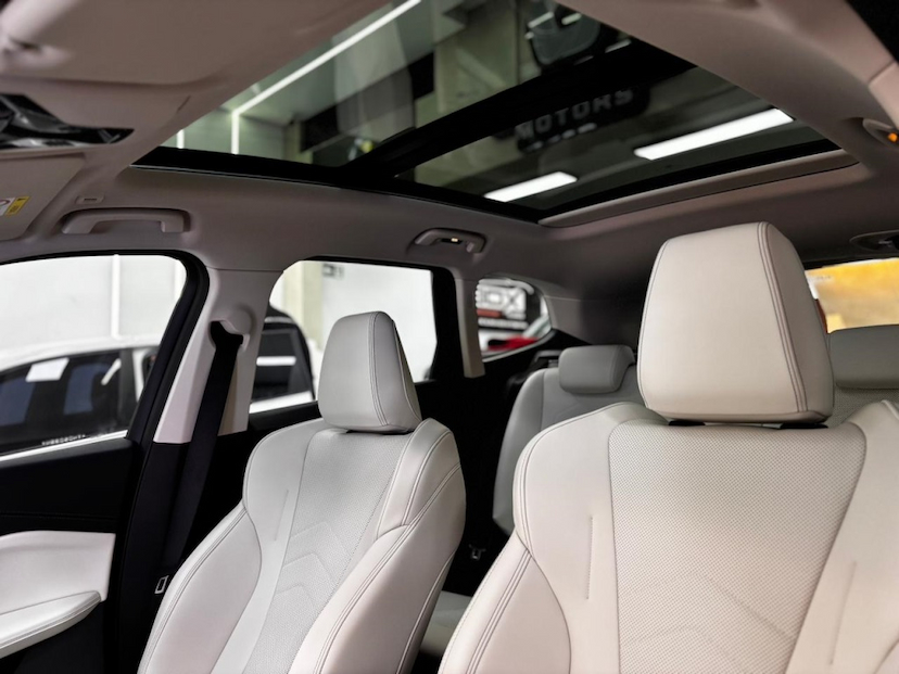 Foto do veículo BMW X1 2.0 16V TURBO GASOLINA SDRIVE20I X-LINE STEPTRONIC 2026 0 KM 349.890,00